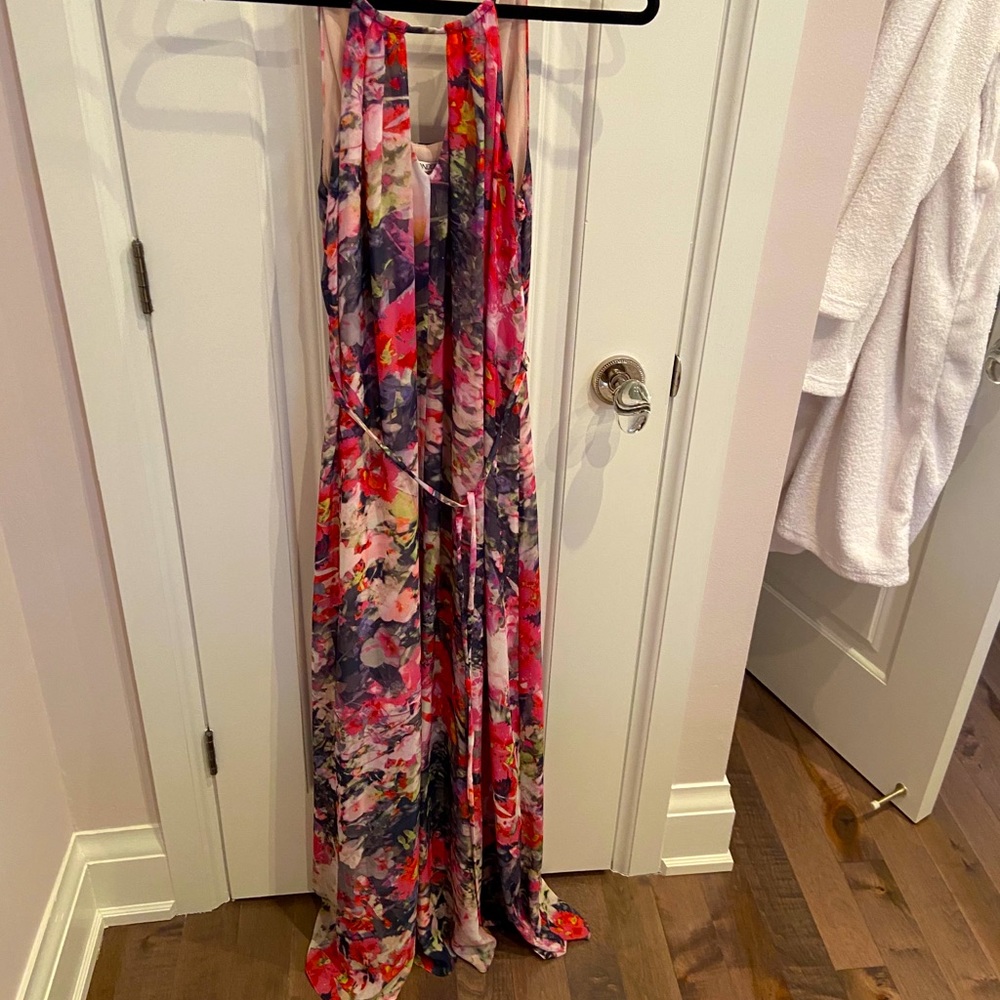 Maggy London long floral dress with removable belt